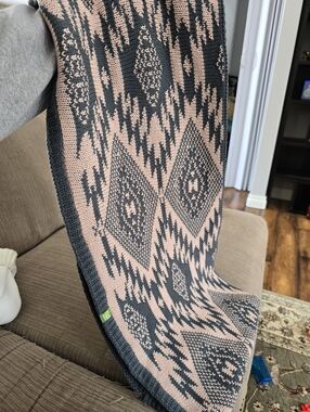 Geometric Knit Scarf